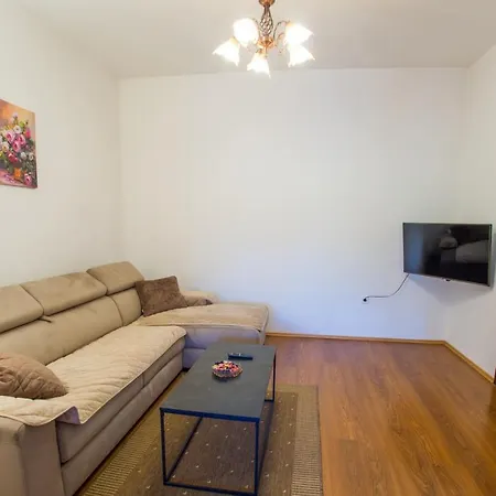 Central Train Station Apartment Mostar Esterno foto
