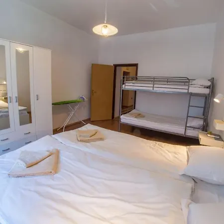 Central Train Station Apartment Mostar Esterno foto