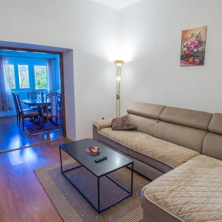 Central Train Station Apartment Mostar Esterno foto